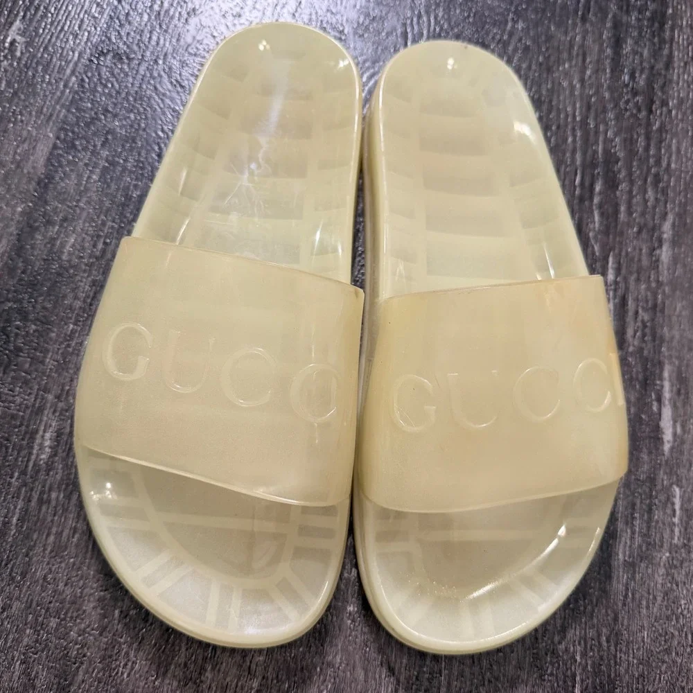 Gucci Slides Sandals Women 9 Glow In The Dark Yellow Green Logo Rubber Italy